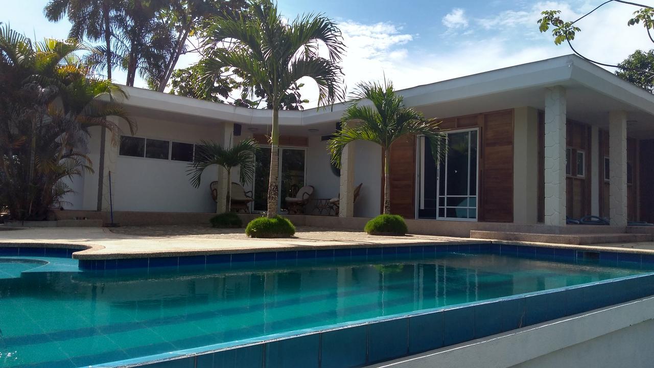 Wisdom Garden Hotel Tena Exterior foto